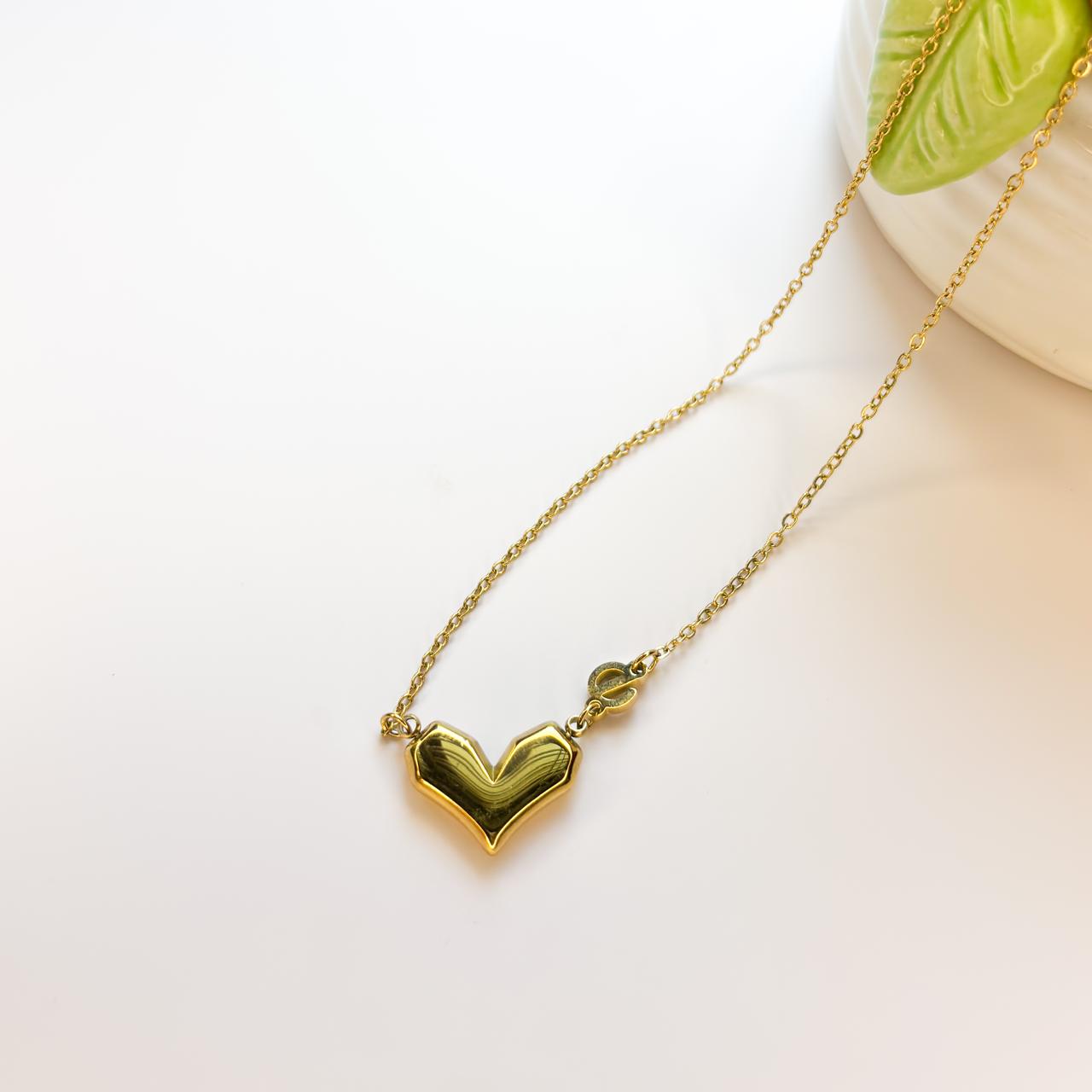 Heart & Swirl Pendant Necklace