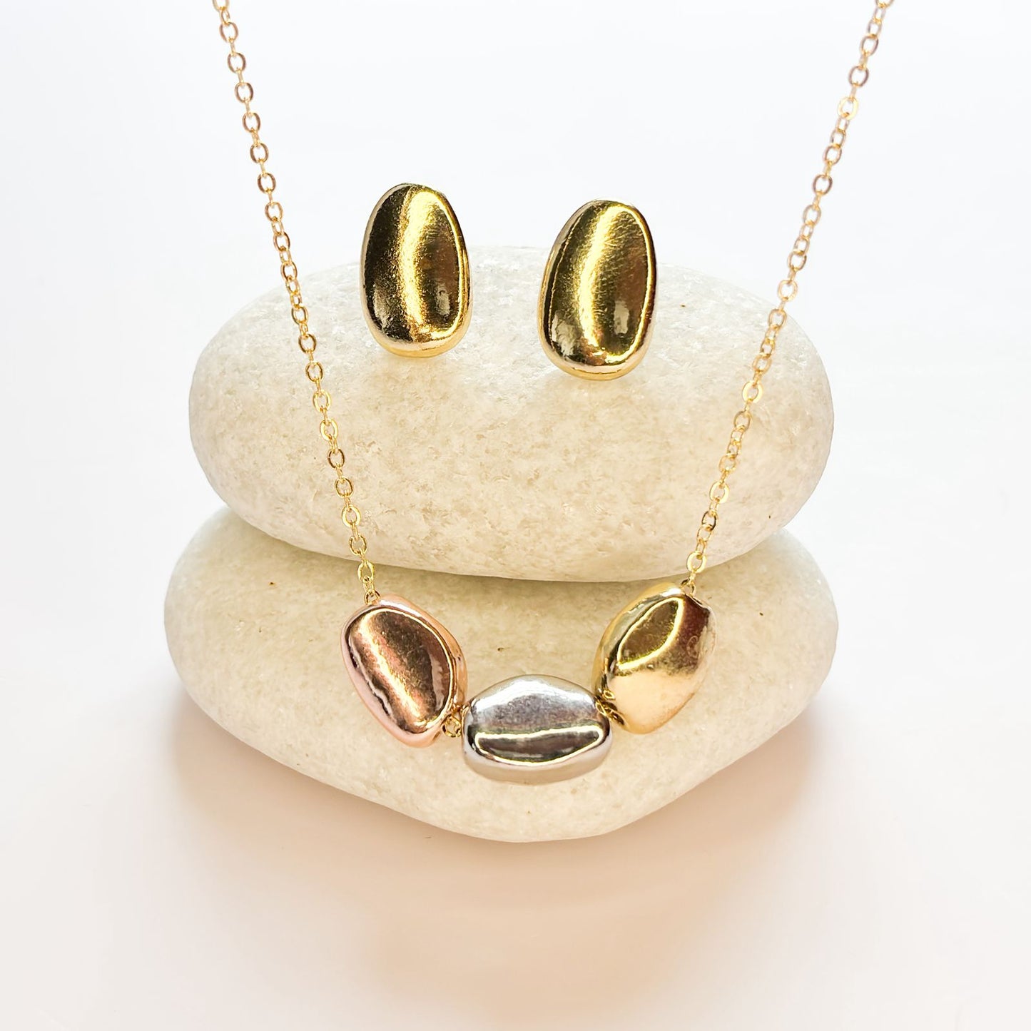 Trio Stone Necklace Set