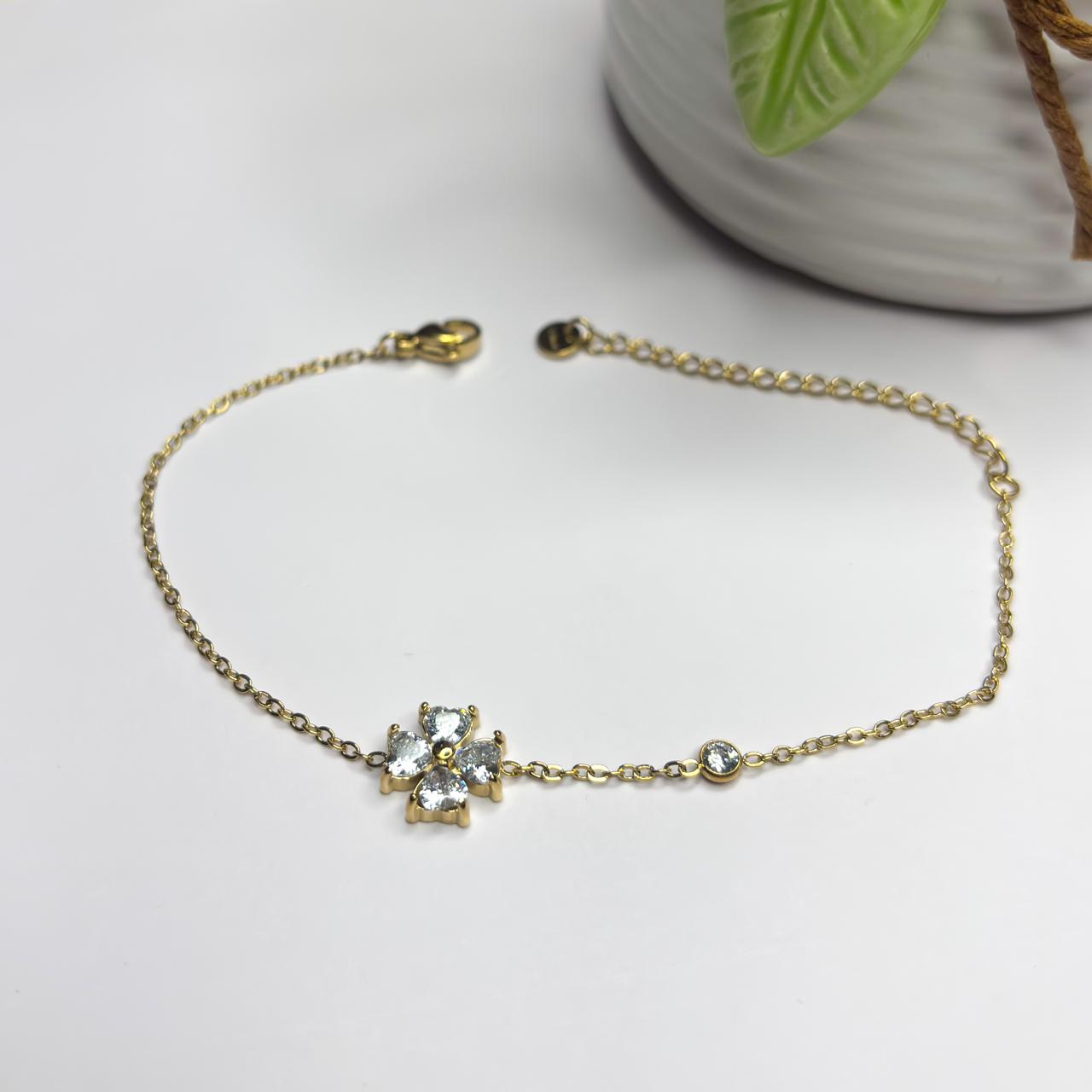 Sparkling Flower Bracelet