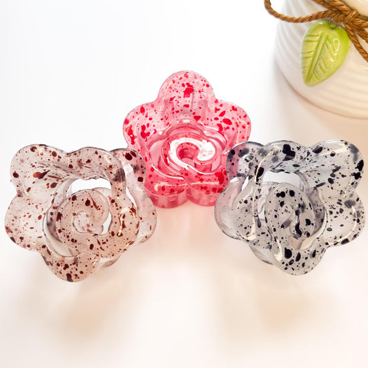 Flower Hair Claw - Freckled