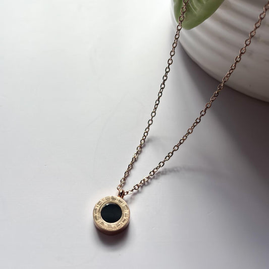 Dual-Sided Roman Numeral Pendant Necklace – Rose Gold
