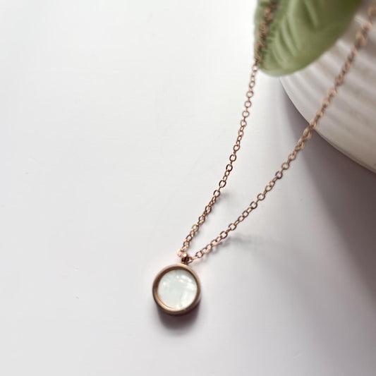 Dual-Sided Round Pendant Necklace – Rose Gold