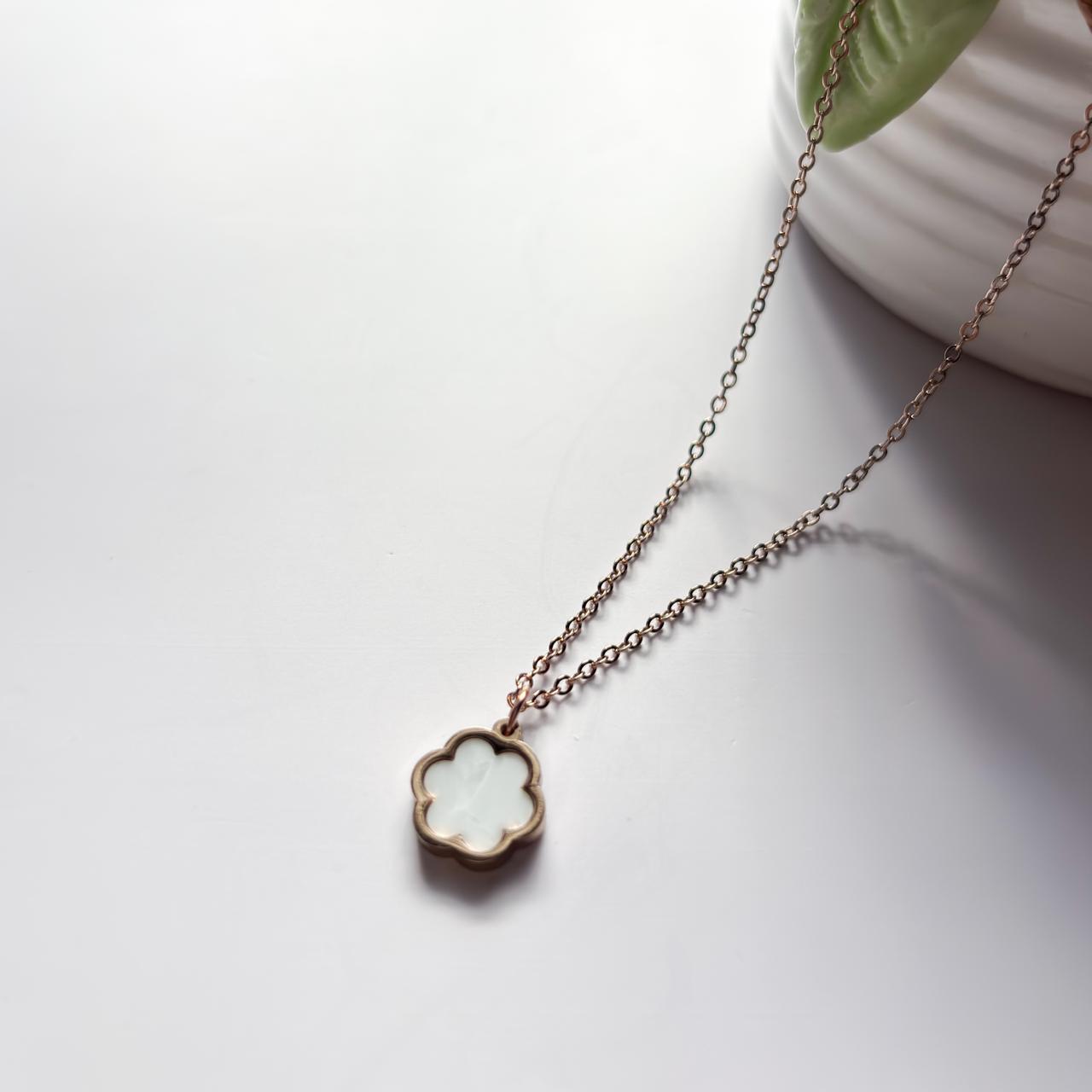 Dual-Sided Flower Pendant Necklace - Rosegold
