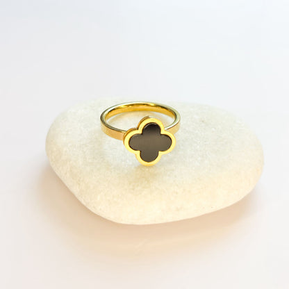 Clover Ring - Black