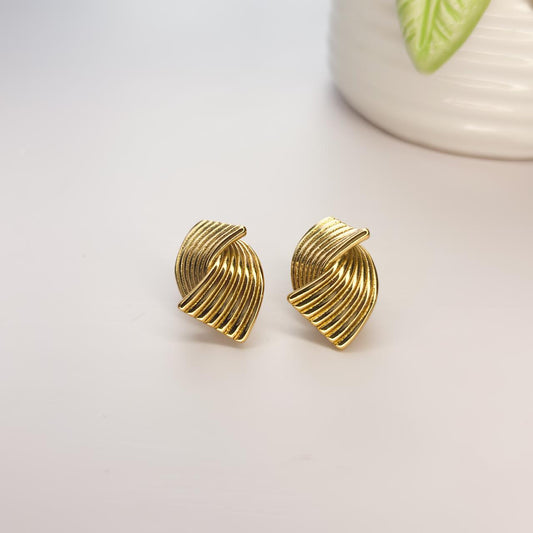 Aura Twist Earring