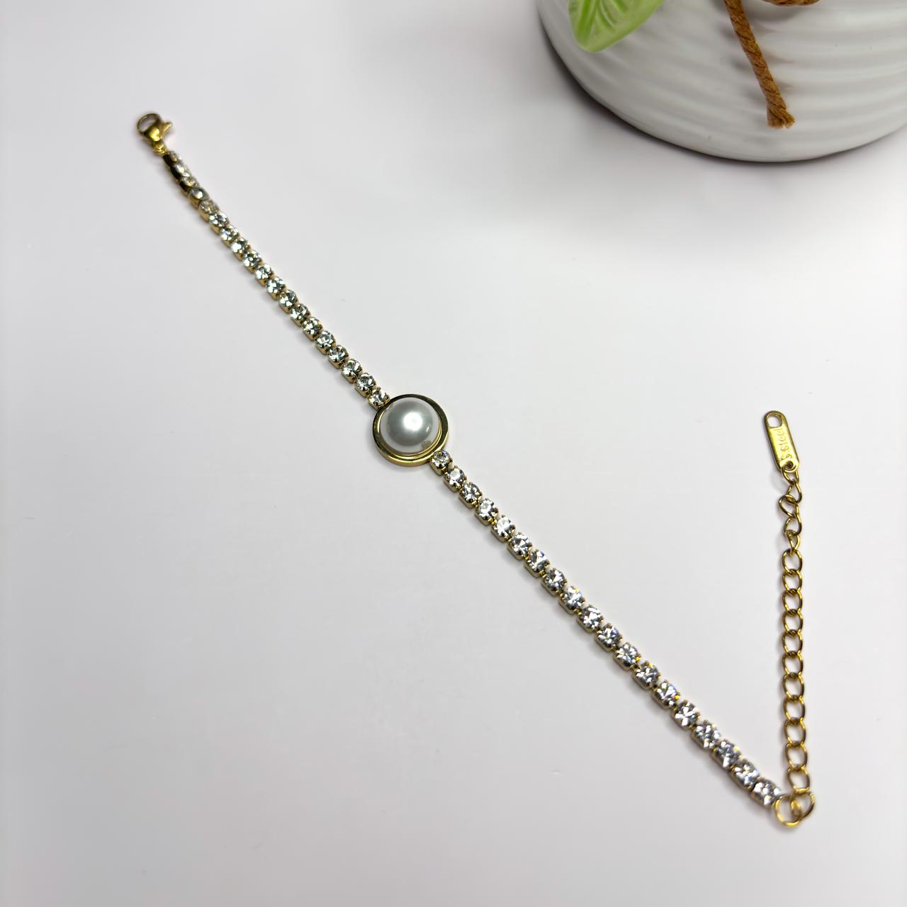 Pearly Stone Sparkle Bracelet