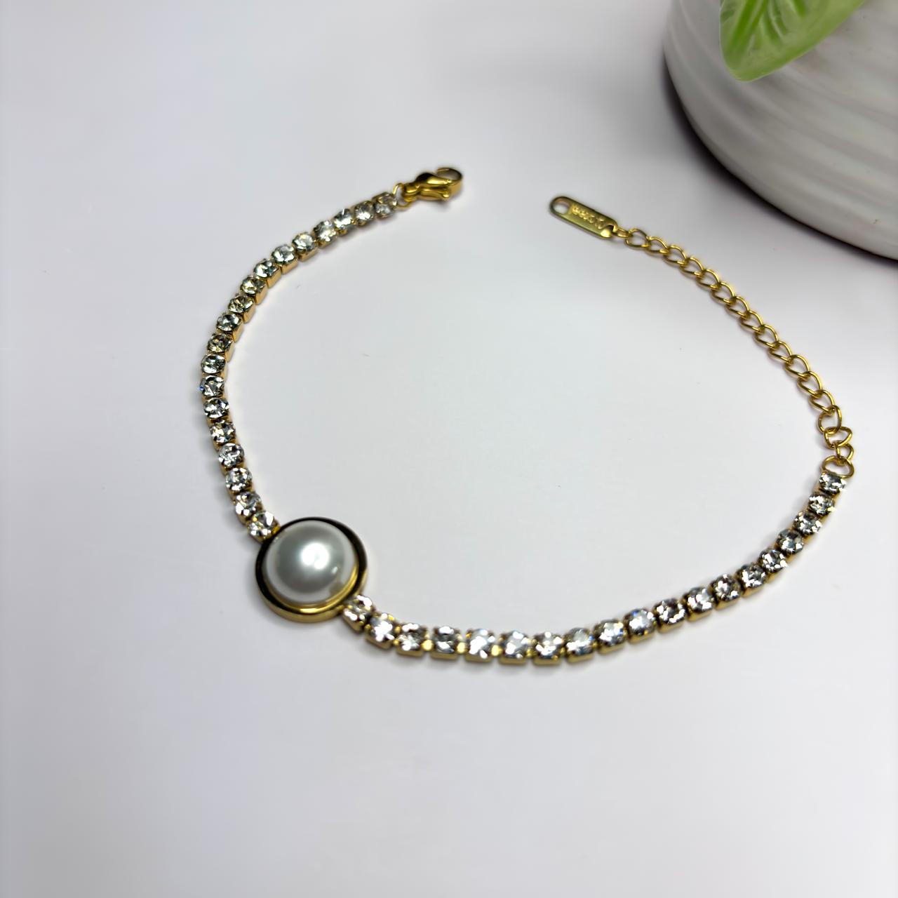 Pearly Stone Sparkle Bracelet