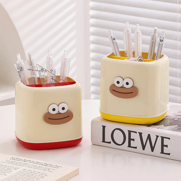 Smiling Pen Holder