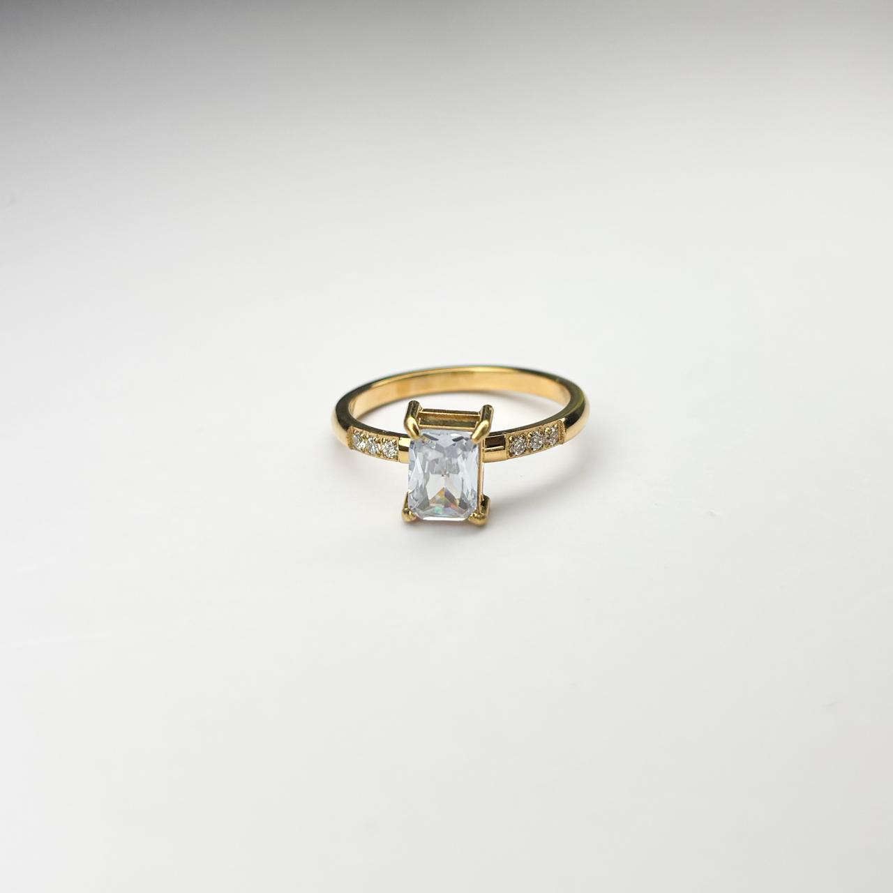 Aurora Solitaire Ring