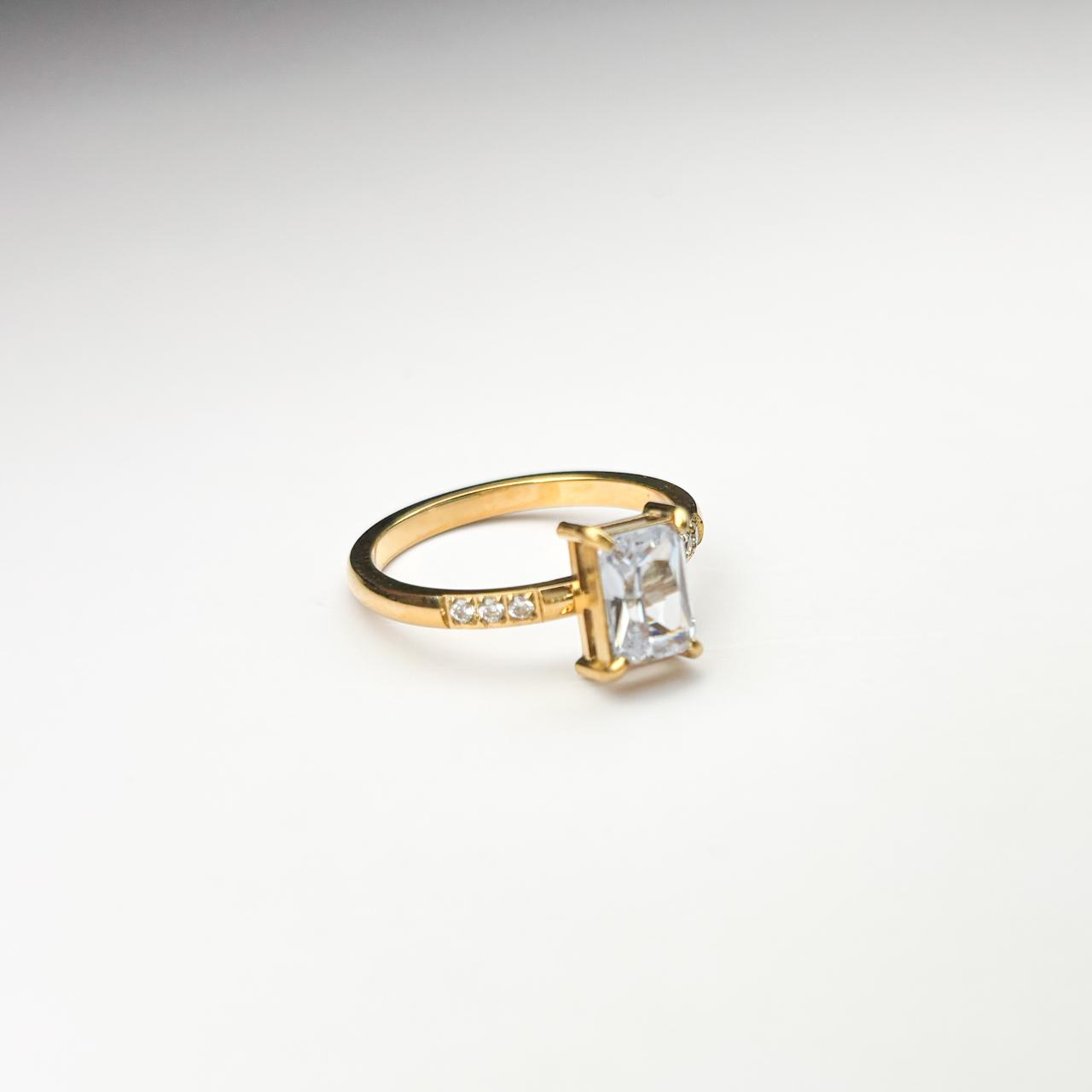 Aurora Solitaire Ring